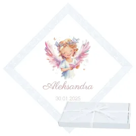 szatka-na-chrzest-prezent-wlasny-nadruk-imie-data-pamiatka-chrztu-pudelko