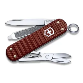 victorinox-scyzoryk-classic-wspaniale-narzedzie-everyday