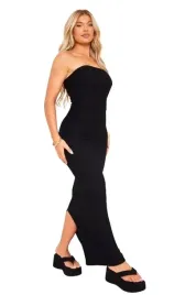prettylittlething-sukienka-odkryte-ramiona-32-ekx