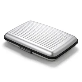 aluminiowe-etui-rfid-must-have-ochrona-przed-oszustwem