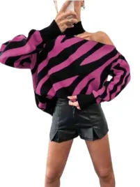 shein-sweter-asymetryczny-zwierzecy-wzor-llx