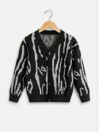 shein-sweter-czarny-chlopiecy-guziki-150cm-lle