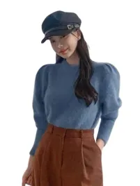 sweter-damski-niebieski-klasyczny-gladki-s-lkr