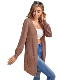 sweter-narzutka-z-kieszeniami-casual-brazowy-l-ljn