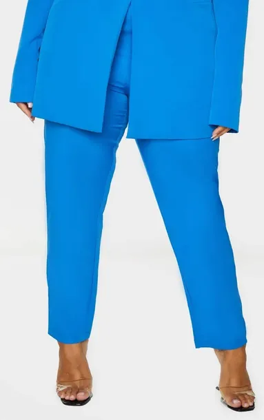 prettylittlething-plus-size-spodnie-damkie-50-eja-linia-plus-size-duze-rozmiary