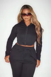 prettylittlething-bluza-damska-z-kapturem-38-ekd