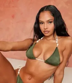 prettylittlething-gora-od-bikini-zielona-38-ejl