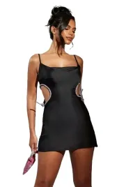 prettylittlething-sukienka-satynowa-mini-42-ejc