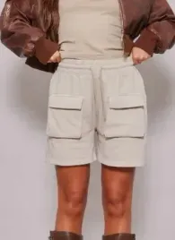 prettylittlething-spodenki-dresowe-bezowe-44-ekr