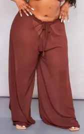 prettylittlething-spodnie-plus-size-brazowe-54-eky
