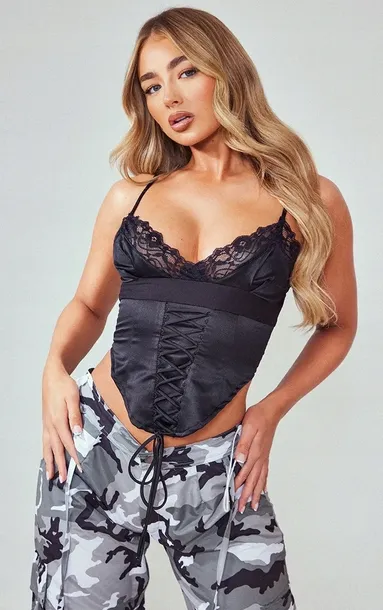 prettylittlething-satynowy-top-damski-40-ejb-rozmiar-40