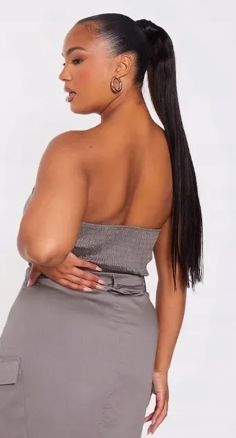 prettylittlething-top-plus-size-krotki-50-ekg-stan-nowy