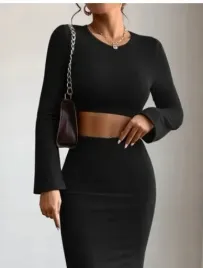 shein-czarna-bluzka-dla-niskich-kobiet-xs-vbr