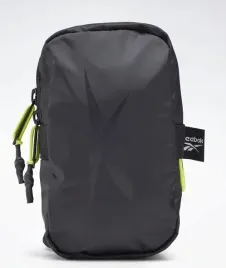 reebok-saszetka-czarna-sportowa-na-zamek-0a7c5-a-tla