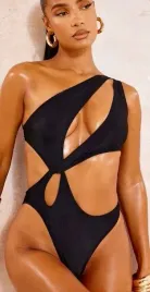 prettylittlething-stroj-kapielowy-czarny-42-egc