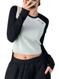bluzka-dopasowana-szaro-czarna-z-napisem-xl-lhw
