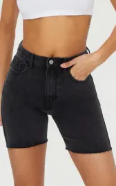 prettylittlething-spodenki-jeansowe-czarne-34-ejq
