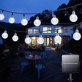 solarny-lancuch-swietlny-na-zewnatrz-50-diod-led-7-m-solarny-lampion-na