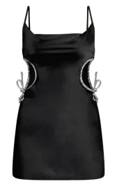 prettylittlething-sukienka-czarna-zdobiona-32-eje