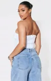 prettylittlething-asymetryczny-top-bialy-42-ejc-linia-regular