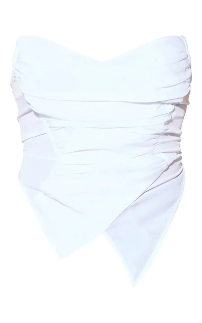 prettylittlething-asymetryczny-top-bialy-42-ejc