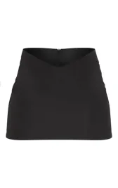 prettylittlething-spodnica-czarna-mini-40-egt