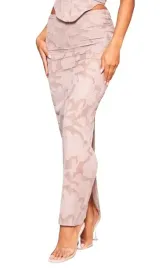 prettylittlething-spodnica-rozowa-maxi-32-egc