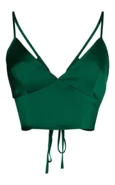 prettylittlething-top-satynowy-zielony-40-egf