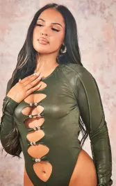 prettylittlething-body-z-dlugim-rekawem-34-egq