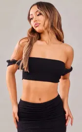 prettylittlething-top-czarny-dla-niskich-30-egg