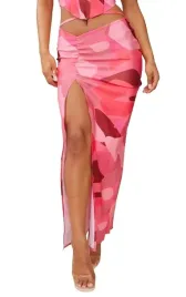 prettylittlething-spodnica-rozowa-wzor-32-egy