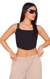 prettylittlething-top-czarny-ze-sprzaczkami-34-egj
