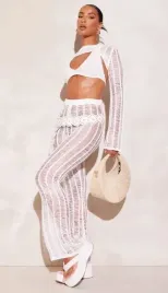 prettylittlething-biale-proste-spodnie-basic-m-lbz