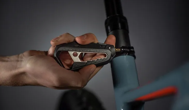 knog-12124-fang-multitool-black-one-size-kod-producenta-12124