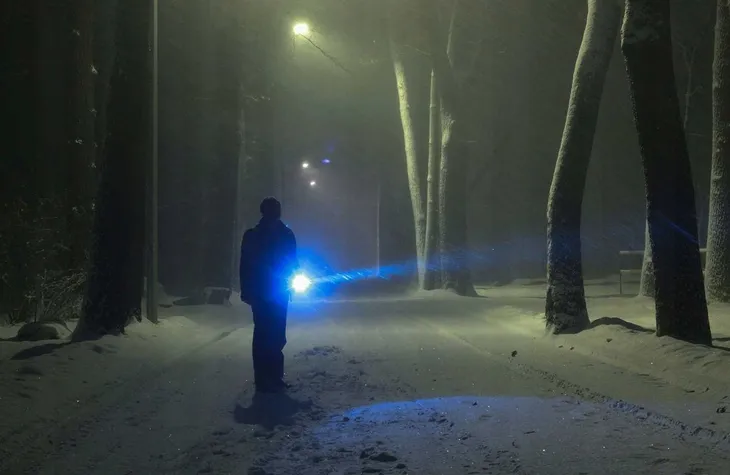 latarka-t6-usb-l18368-marka-bez-marki