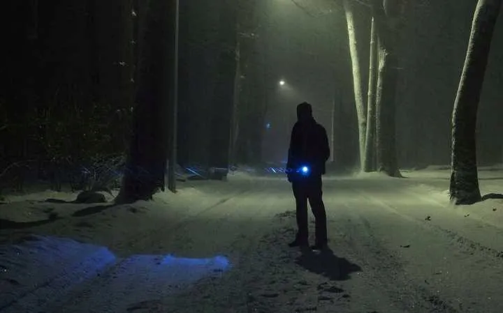 latarka-t6-usb-l18368-stan-nowy-marka-bez-marki