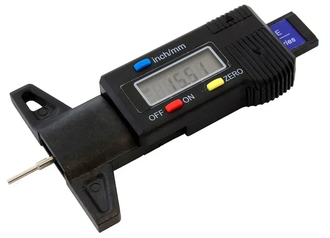 miernik-bieznika-opon-produkt-wprowadzony-do-obrotu-na-terenie-ue-przed-13-12-2024-tak-stan-nowy