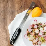 tarka-premium-zester-microplane-czarna-marka-microplane