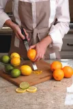 tarka-premium-zester-microplane-czarna-marka-microplane-material-obudowy-tworzywo-sztuczne