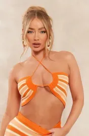 prettylittlething-top-dzianinowy-wiazany-s-v7g