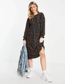 miss-selfridge-sukienka-czarna-w-kwiaty-s-xnj
