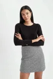defacto-sweter-damski-czarny-prosty-basic-xs-p6l-marka-defacto
