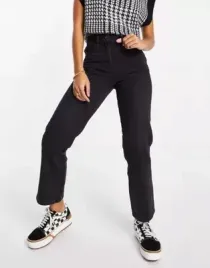jeansy-damskie-czarne-proste-casual-30-32-2rws
