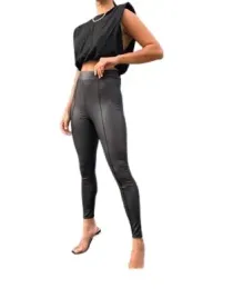 petite-czarne-legginsy-imitacja-skory-32-1atd