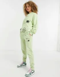 bluza-damska-napisy-zielona-z-kapturem-36-2rwu