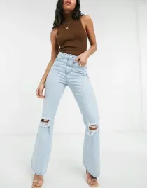 femme-luxe-niebieskie-jeansy-z-dziurami-36-1rwy