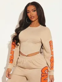 shein-krotka-bluza-damska-bezowa-nadruk-38-1vwi