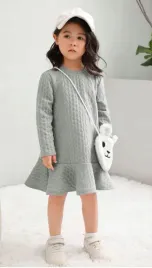 shein-sukienka-szara-przed-kolano-116-122-v7s