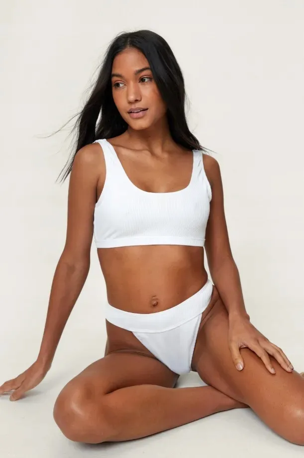 nasty-gal-gora-od-bikini-damska-biala-basic-34-yfe-stan-nowy