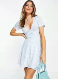 pull-bear-sukienka-w-kratke-kopertowa-s-nfs